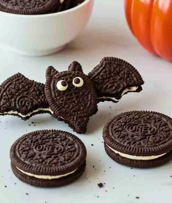 4 Ingredient Oreo Bats