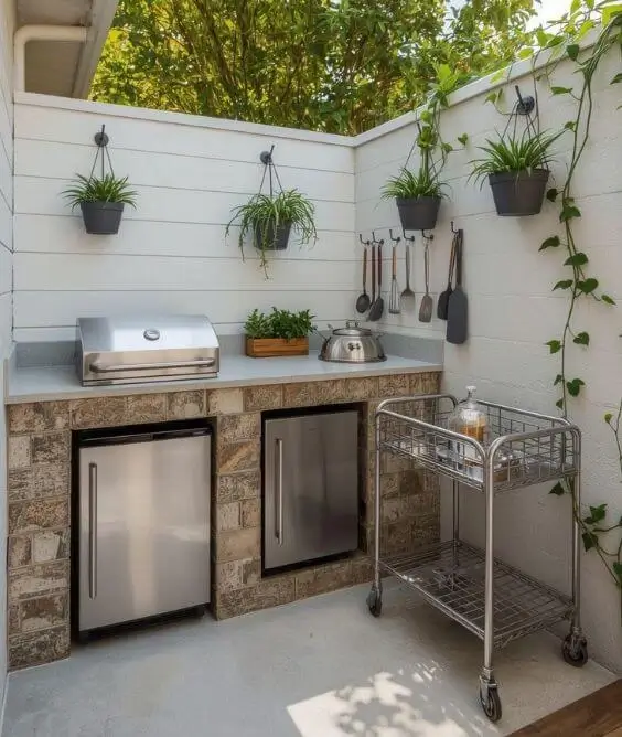 Compact and Clever Small Outdoor Kitchens