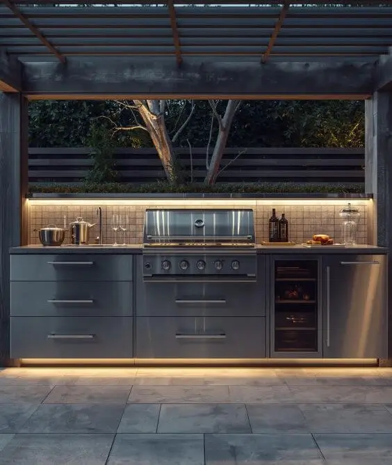 Stainless Steel Chic with a Professional Look