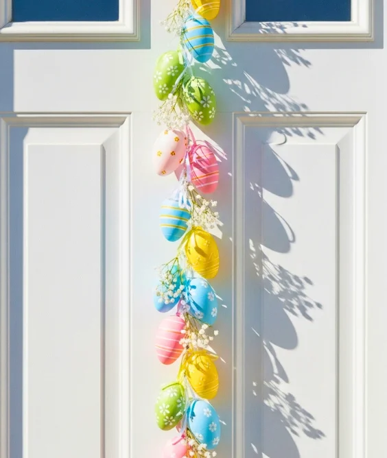 Vertical Egg Door Hanger
